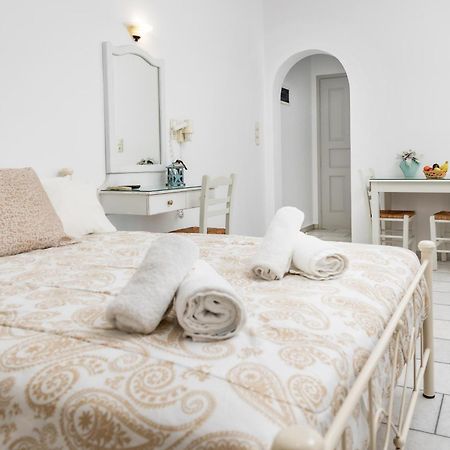 Depis Studios & Apartments Naxos City Exteriör bild