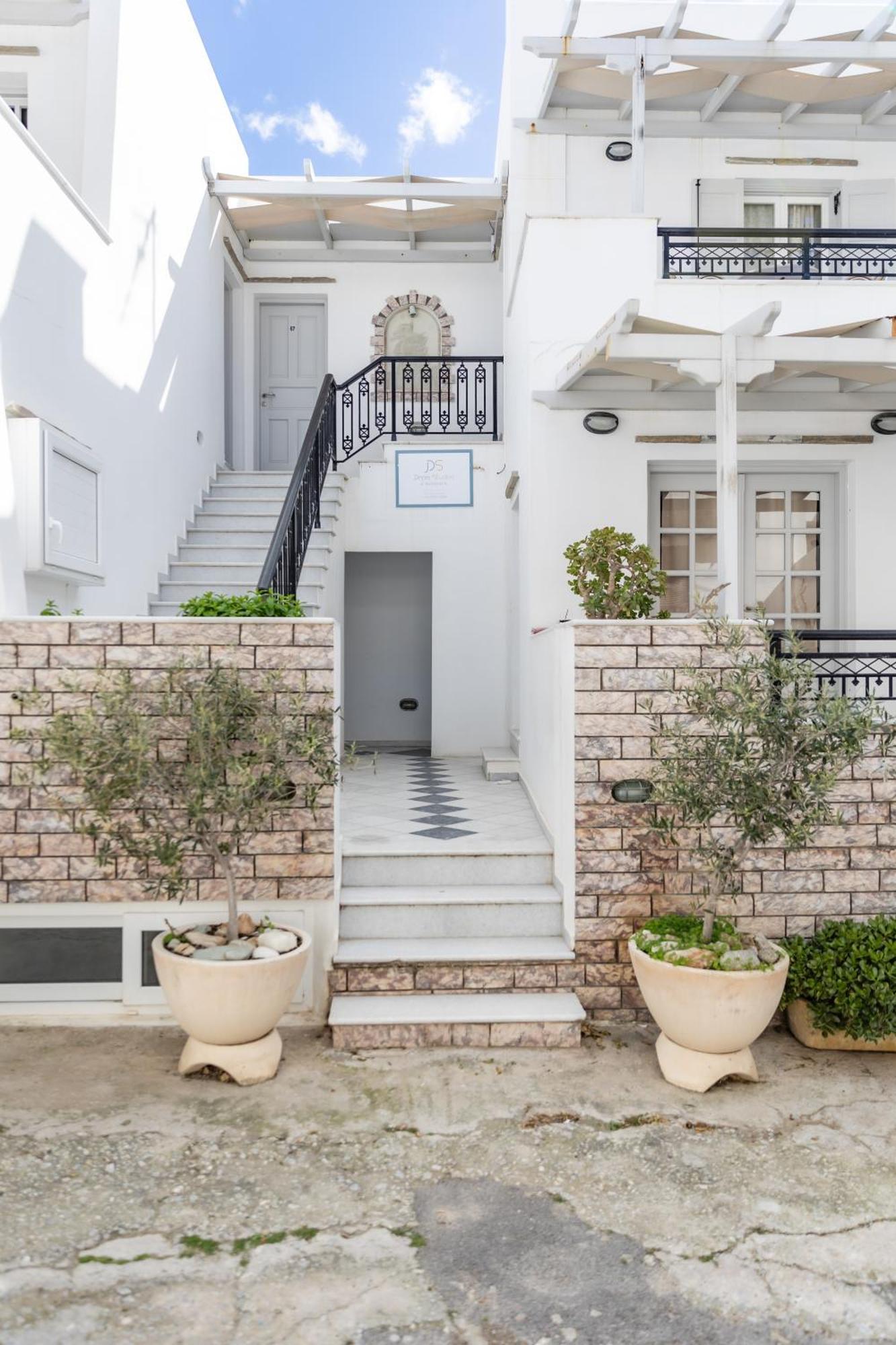Depis Studios & Apartments Naxos City Exteriör bild