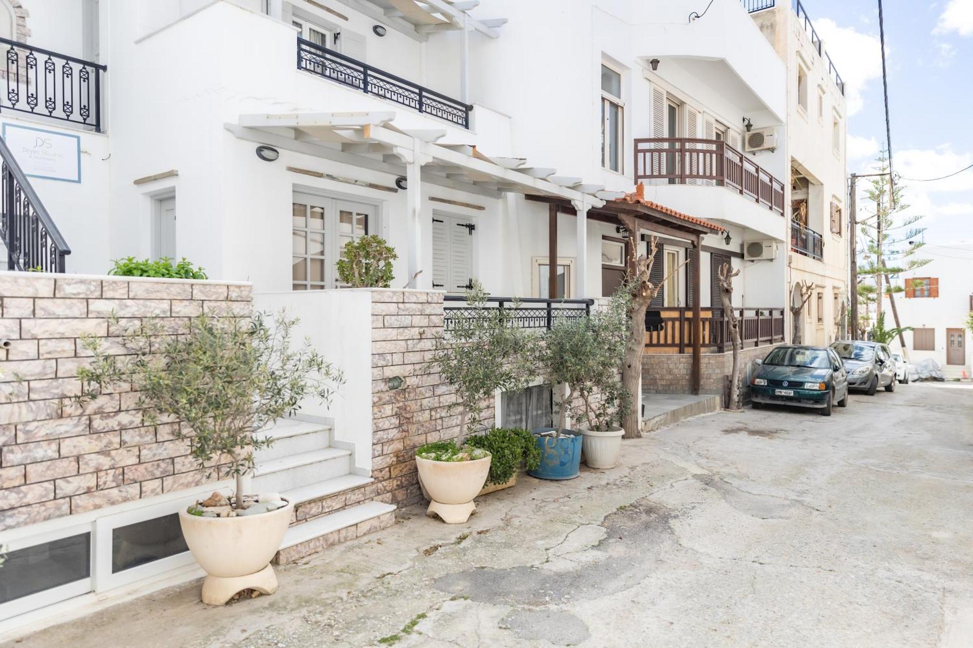 Depis Studios & Apartments Naxos City Exteriör bild